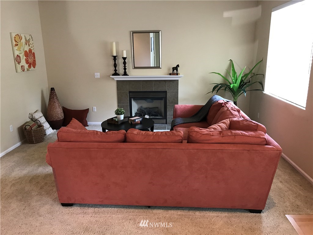 16135 Parkside Way Southeast Renton, WA 98058 - Photo 2 of 19