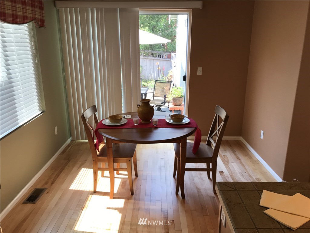 16135 Parkside Way Southeast Renton, WA 98058 - Photo 6 of 19