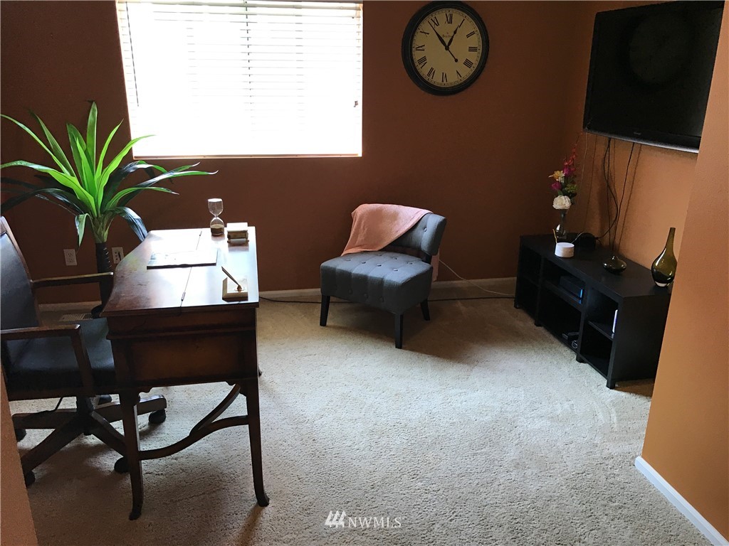 16135 Parkside Way Southeast Renton, WA 98058 - Photo 8 of 19