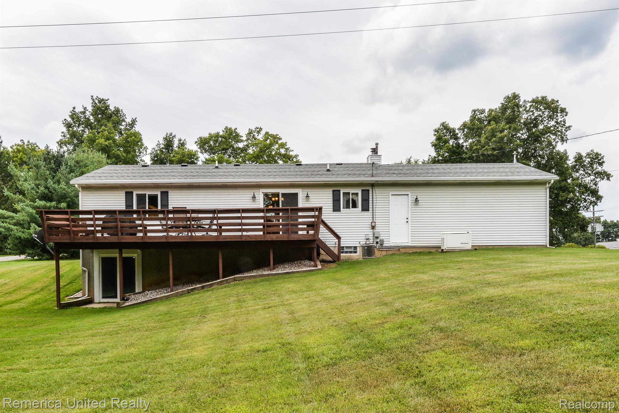 3575 Pingree Road Howell, MI 48843 - Photo 4 of 40 Gallery Image 4