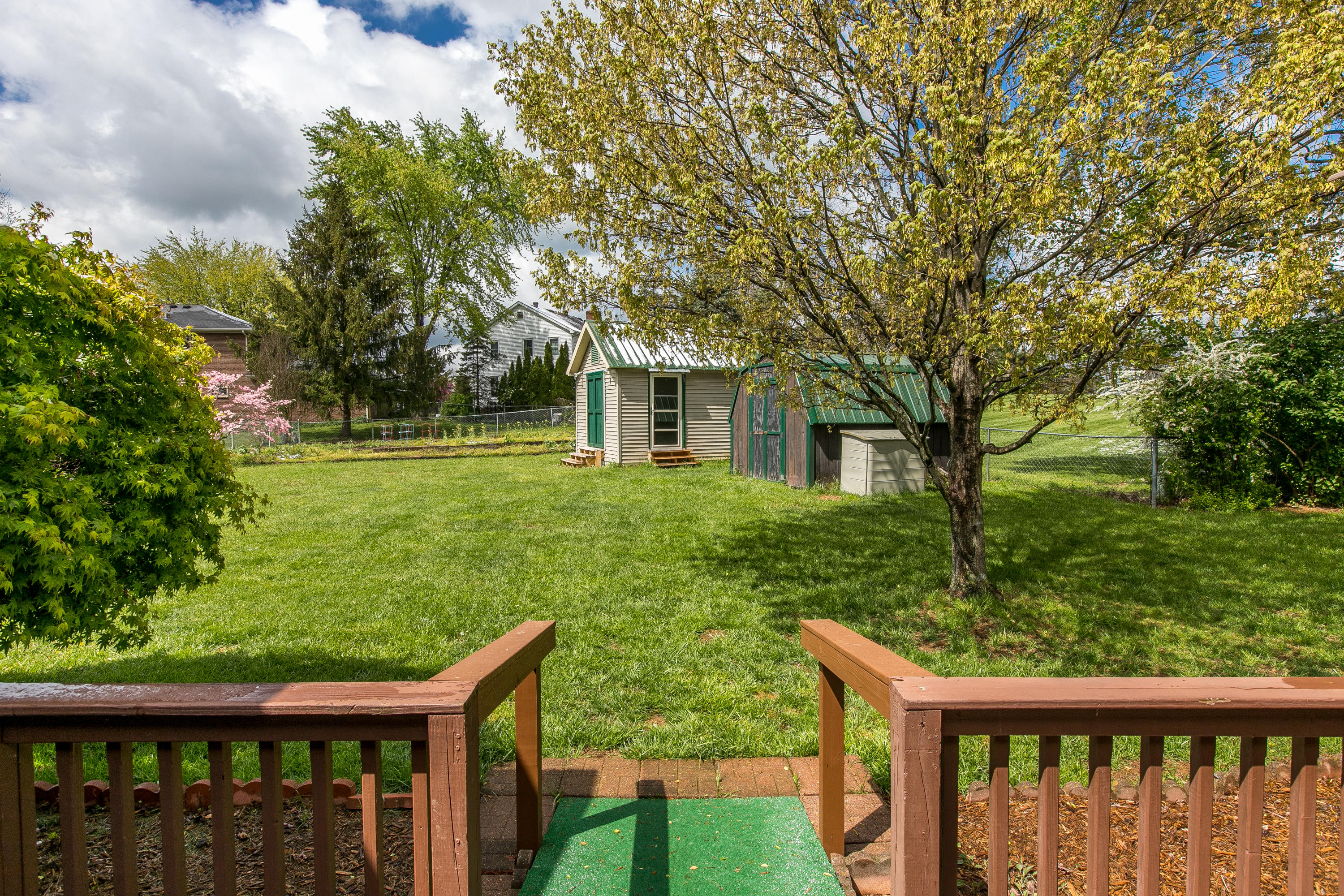 206 Falcon Road Versailles, KY 40383 - Photo 41 of 49 2-7