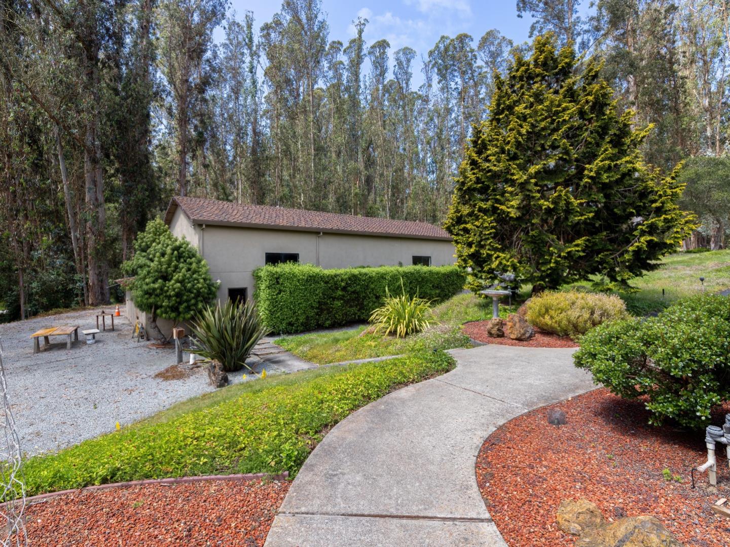 1130 Larkin Valley Road Watsonville, CA 95076 - Photo 2 of 48 Gallery Image 2