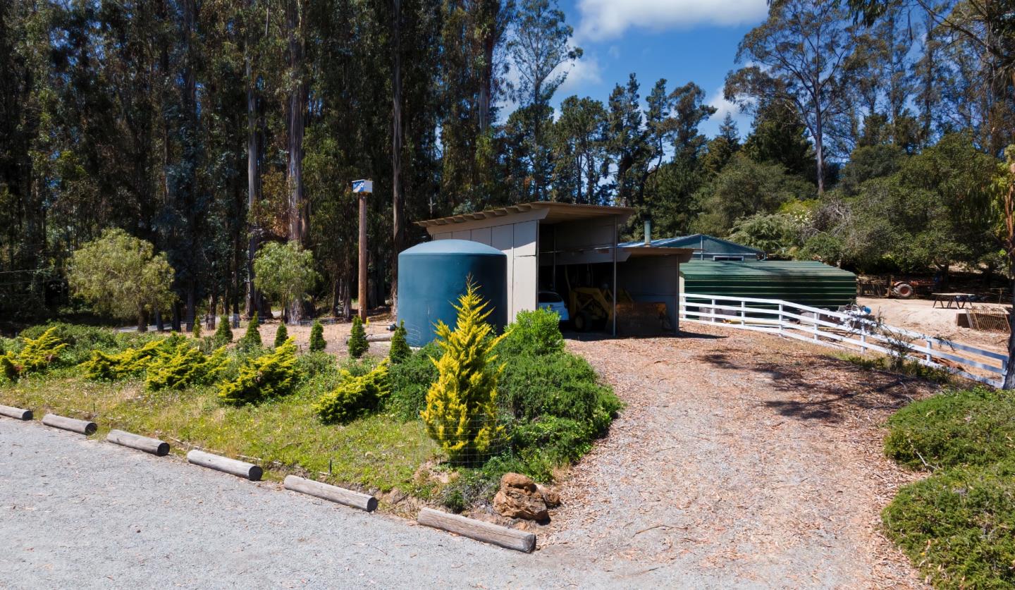 1130 Larkin Valley Road Watsonville, CA 95076 - Photo 3 of 48 Gallery Image 3