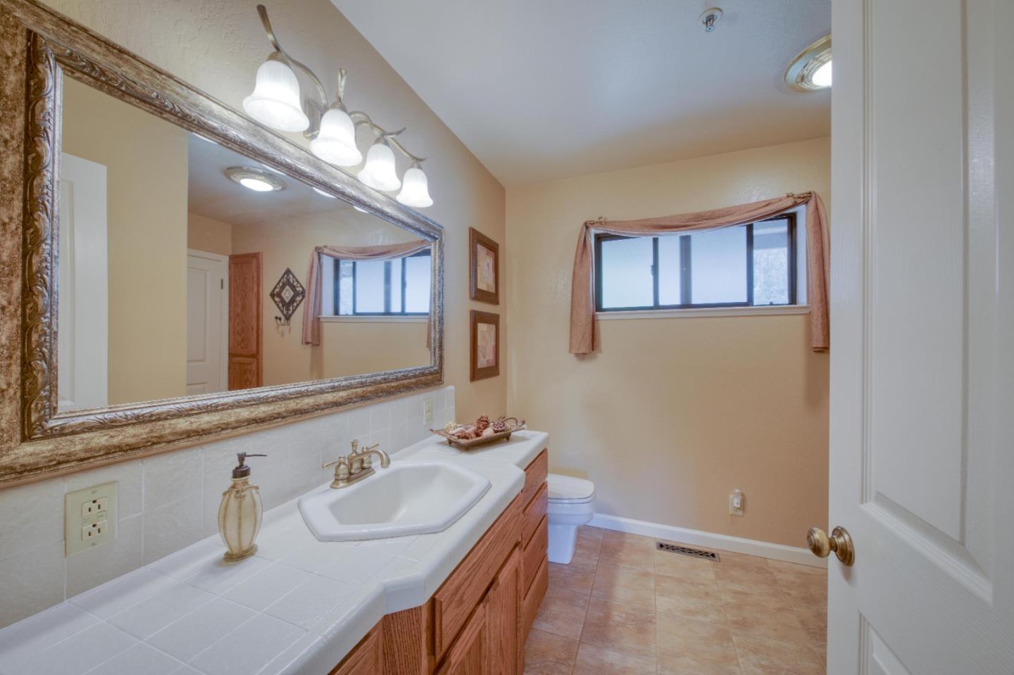 1130 Larkin Valley Road Watsonville, CA 95076 - Photo 32 of 48 Gallery Image 32
