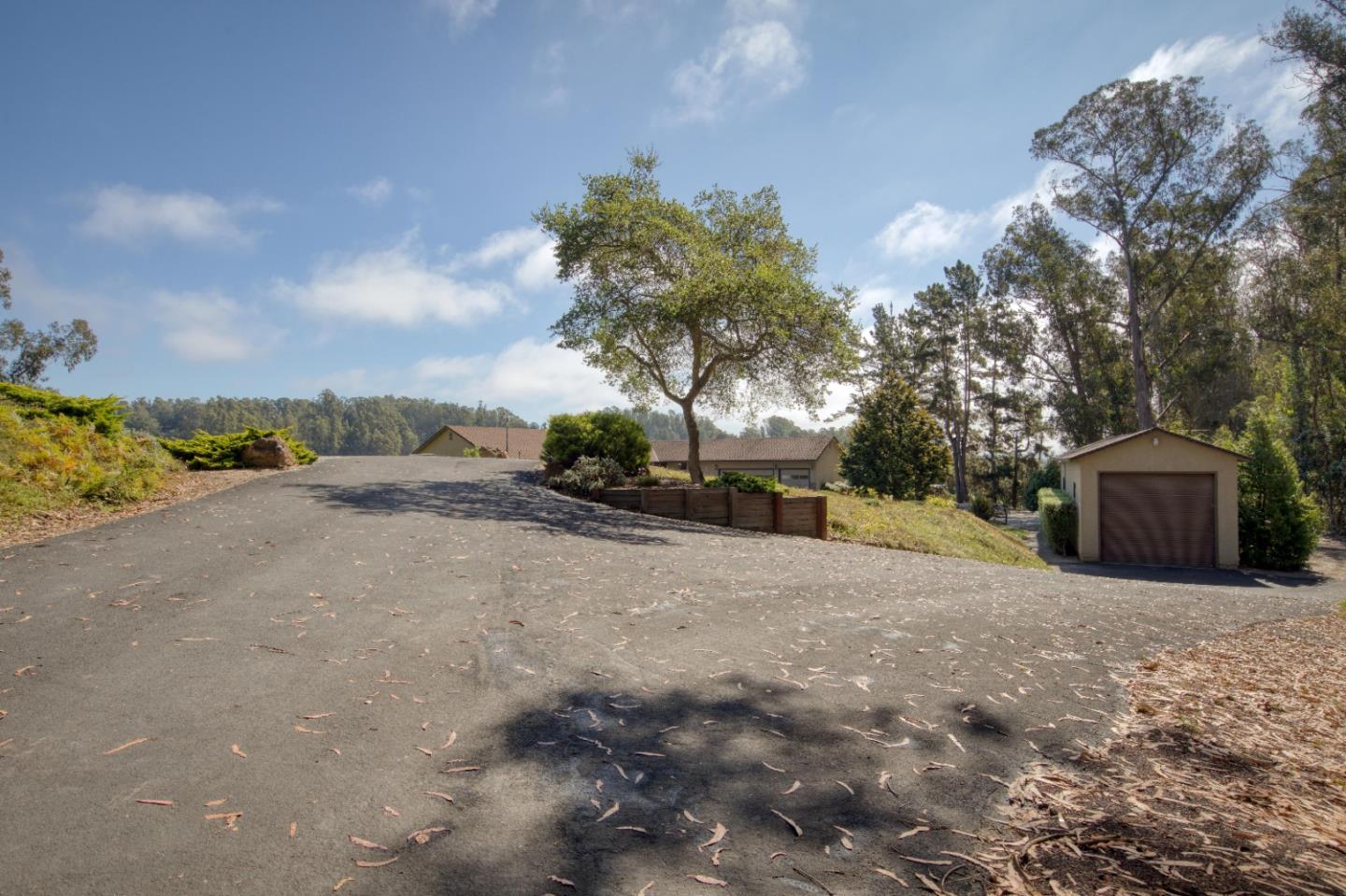 1130 Larkin Valley Road Watsonville, CA 95076 - Photo 4 of 48 Gallery Image 4