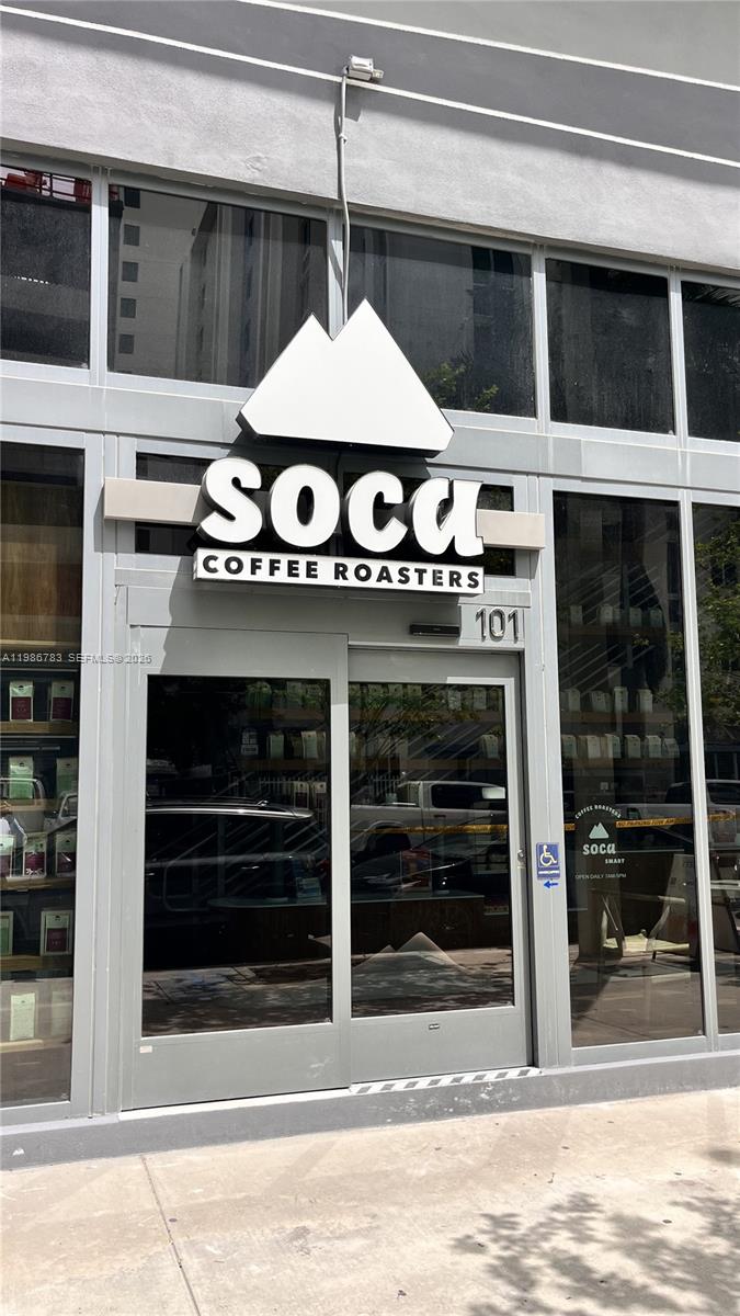 229 Southwest 9th Street, Unit 307 Miami, FL 33130 - Photo 34 of 36 a view of a entryway door front of house