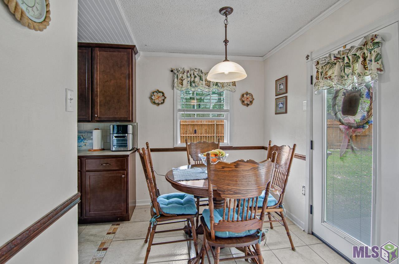 9711 Foster Road Baton Rouge, LA 70811 - Photo 5 of 19