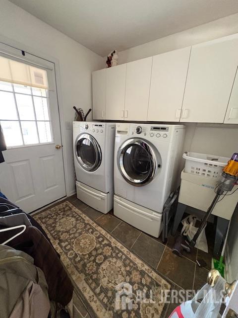 71B Winthrop Road Monroe Township, NJ 08831 - Photo 6 of 15 a utility room with dryer and washer