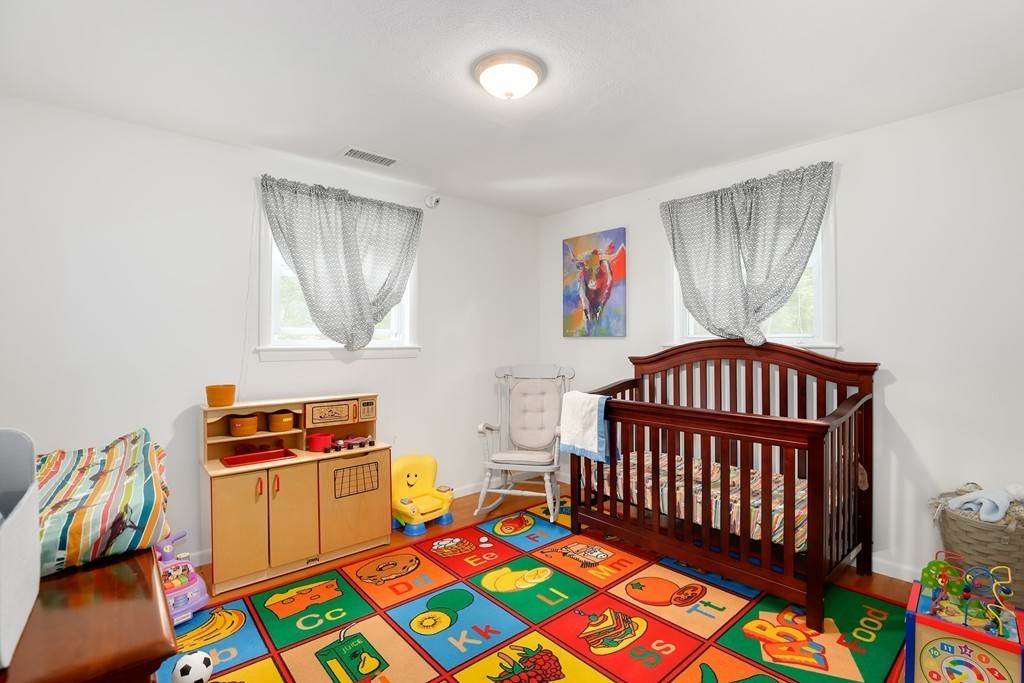 27 Burlington Road Bedford, MA 01730 - Photo 13 of 28 Gallery Image 13