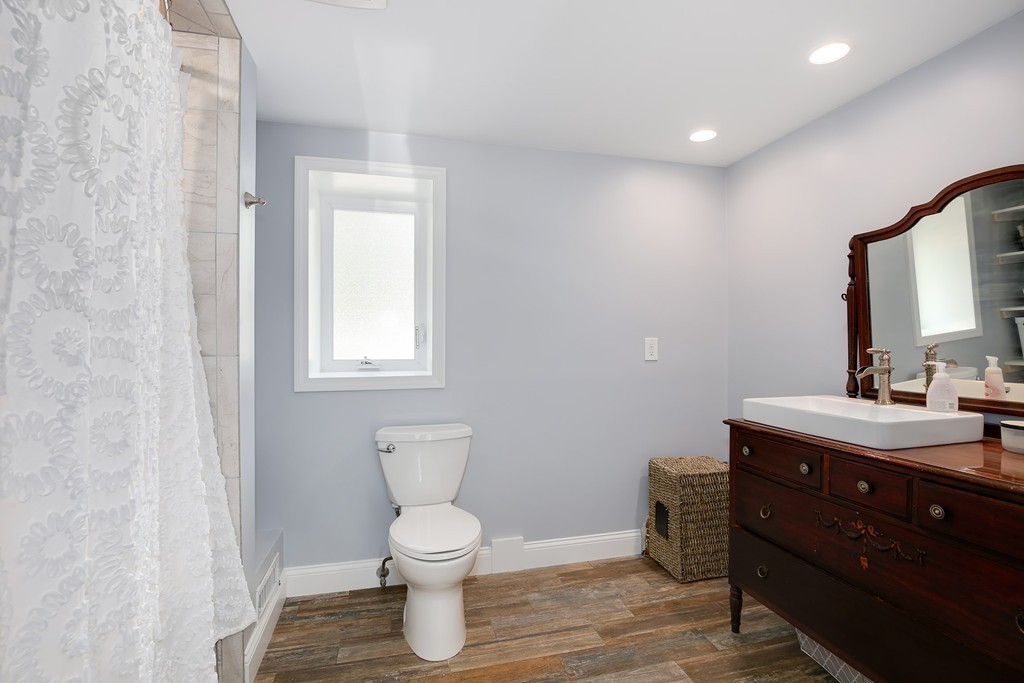 27 Burlington Road Bedford, MA 01730 - Photo 17 of 28 Gallery Image 17
