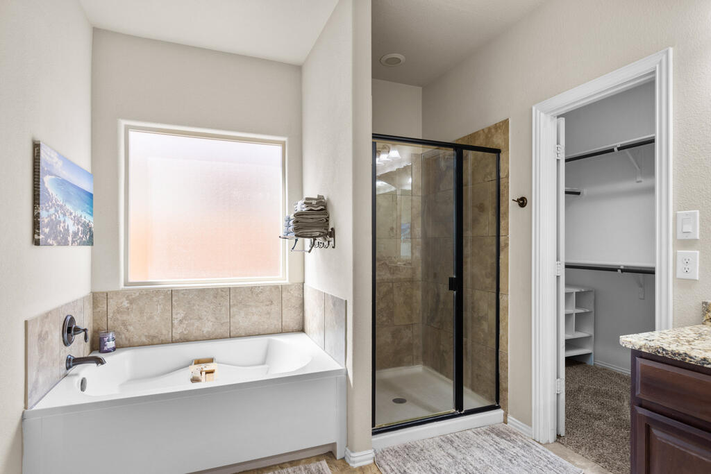 914 R Founders Road Midland, TX 79706 - Photo 13 of 36 Gallery Image 13