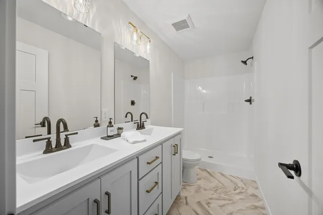 $389,900 | 4631 9th Street Northeast, St. Cloud, MN 56304