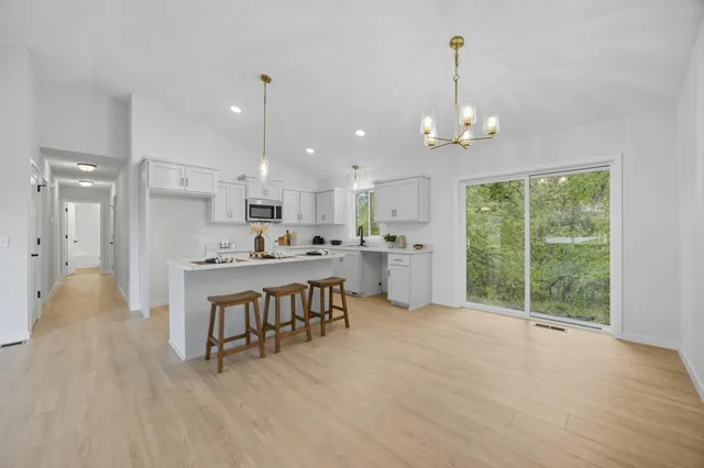 $389,900 | 4631 9th Street Northeast, St. Cloud, MN 56304