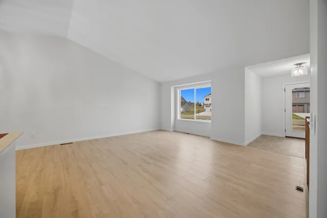 $389,900 | 4631 9th Street Northeast, St. Cloud, MN 56304