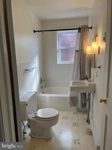 $850 | 2802 Lincoln Highway East, Ronks, PA 17572