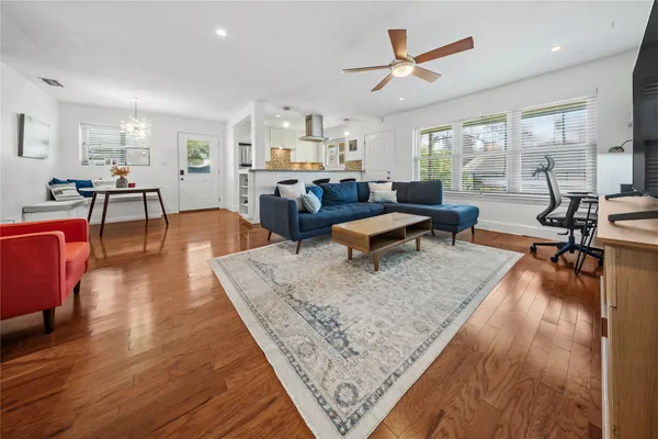 $360,000 | 2301 Lawnmont Avenue, Unit 8, Austin, TX 78756
