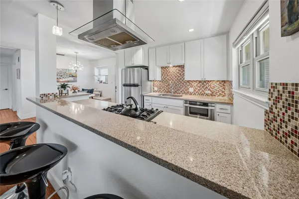 $360,000 | 2301 Lawnmont Avenue, Unit 8, Austin, TX 78756