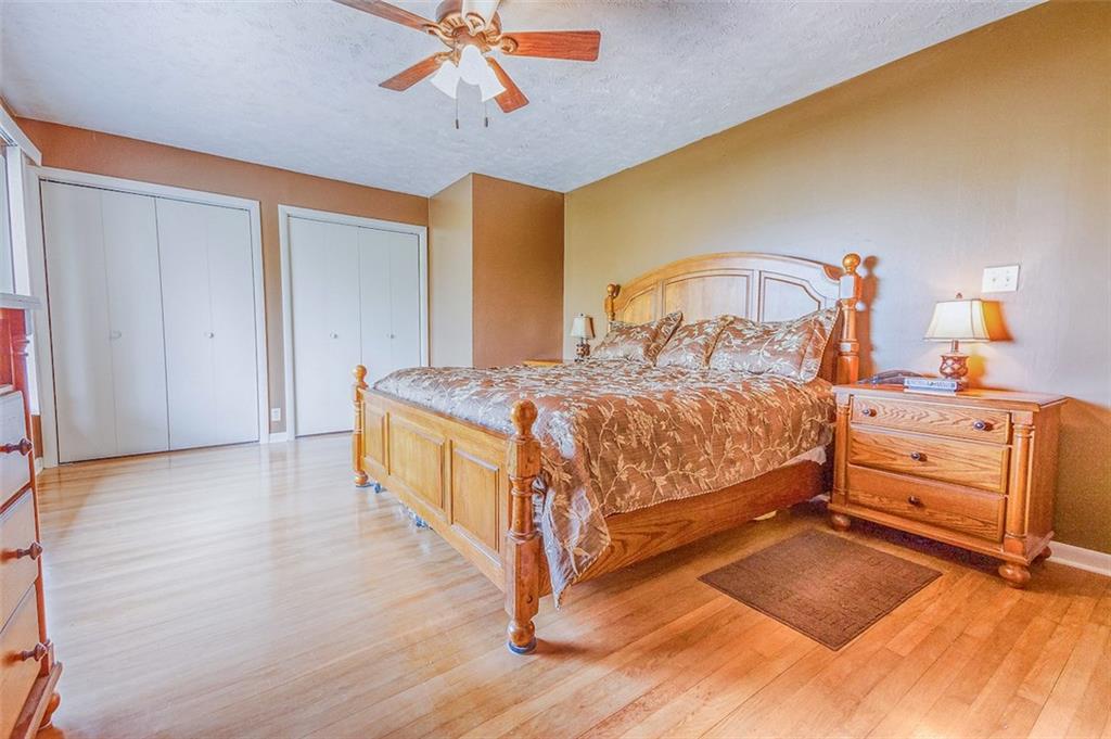 4737 Thompson Road Indianapolis, IN 46221 - Photo 11 of 29 Gallery Image 11