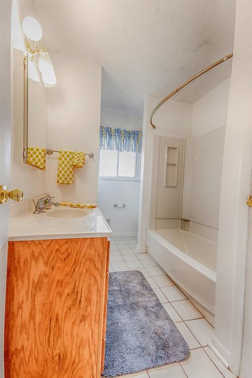 4737 Thompson Road Indianapolis, IN 46221 - Photo 20 of 29 Gallery Image 20