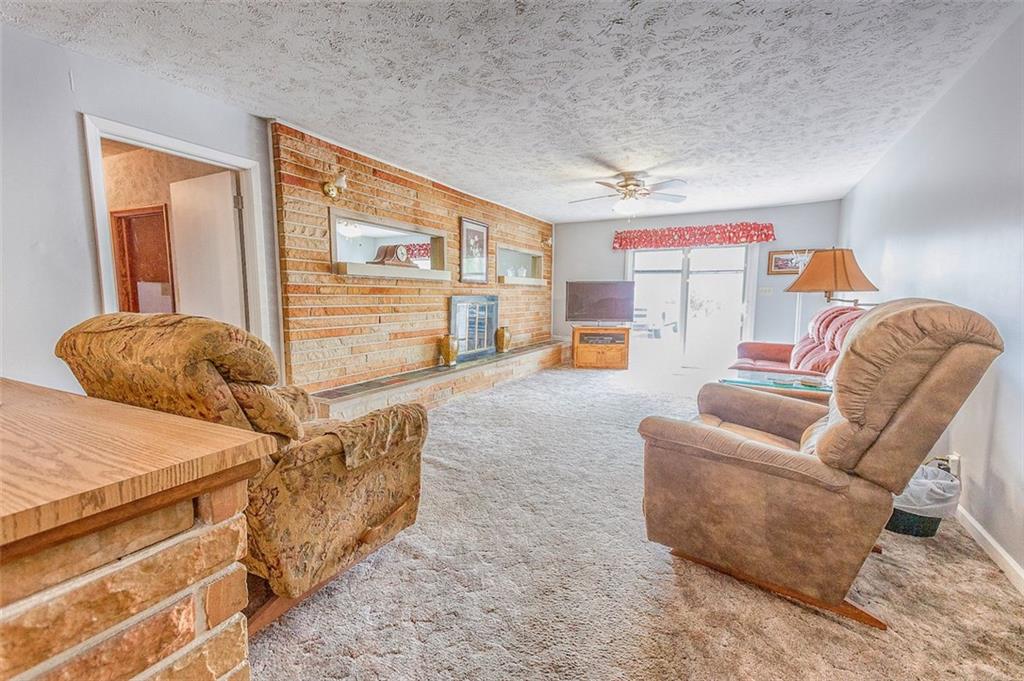 4737 Thompson Road Indianapolis, IN 46221 - Photo 10 of 29 Gallery Image 10