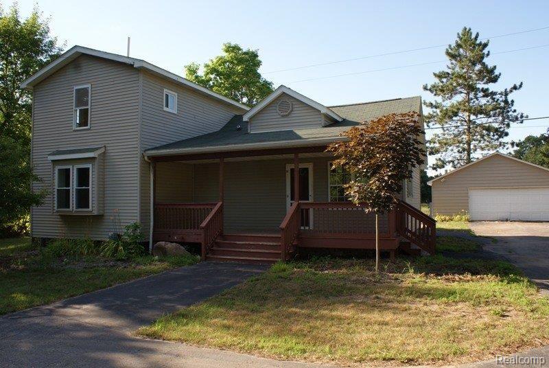 6512 Perryville Road Holly, MI 48442 - Photo 1 of 17 DSC03062