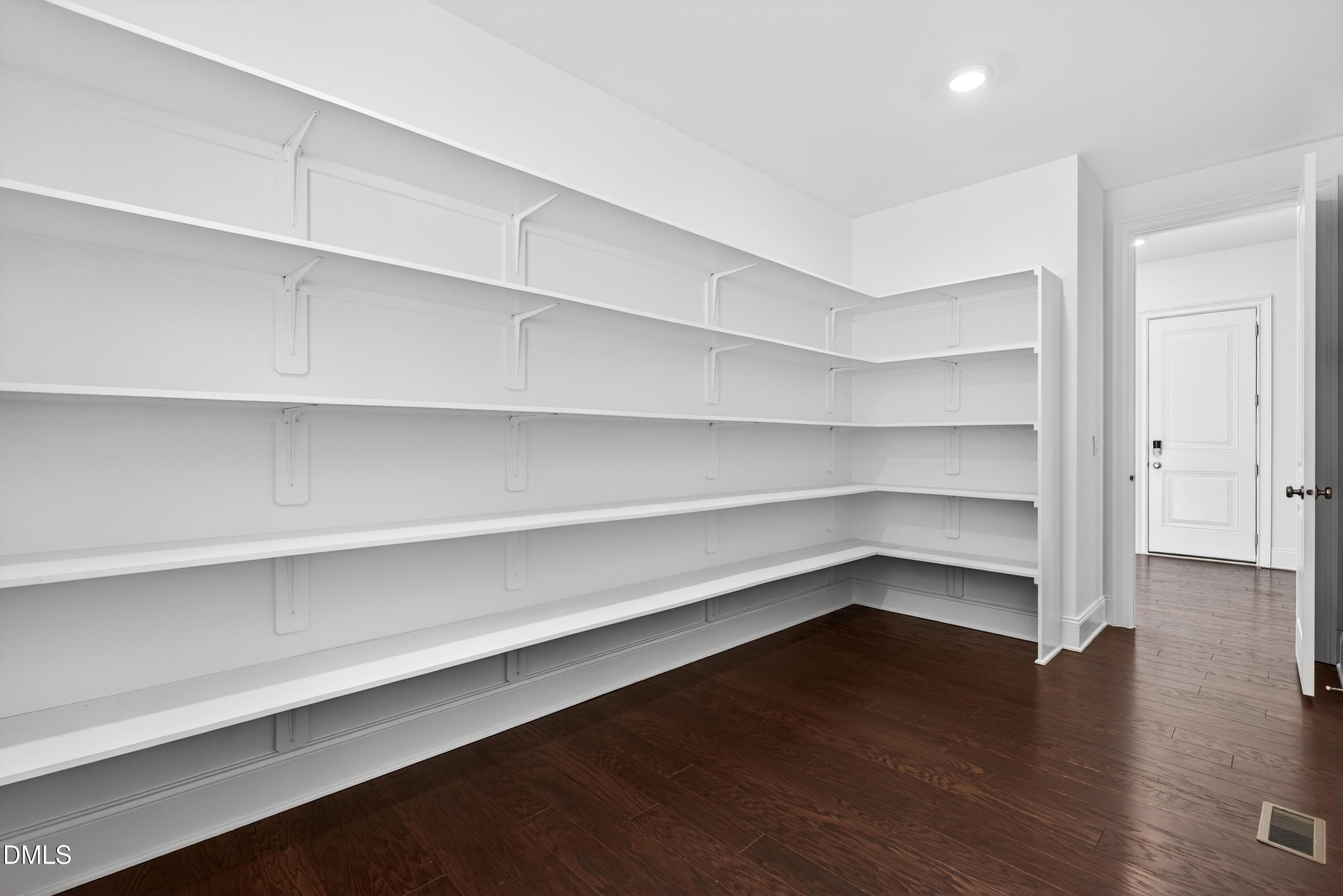 900 Timber Mist Court Cary, NC 27519 - Photo 17 of 57 EJ9A3203