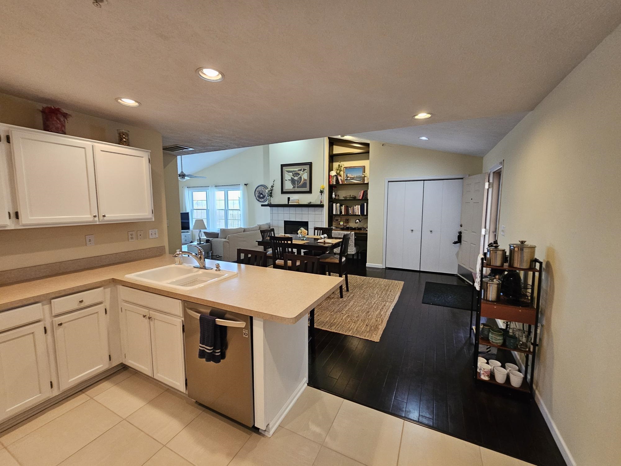 7270 North Alpine Road, Unit 6 Loves Park, IL 61111 - Photo 7 of 19