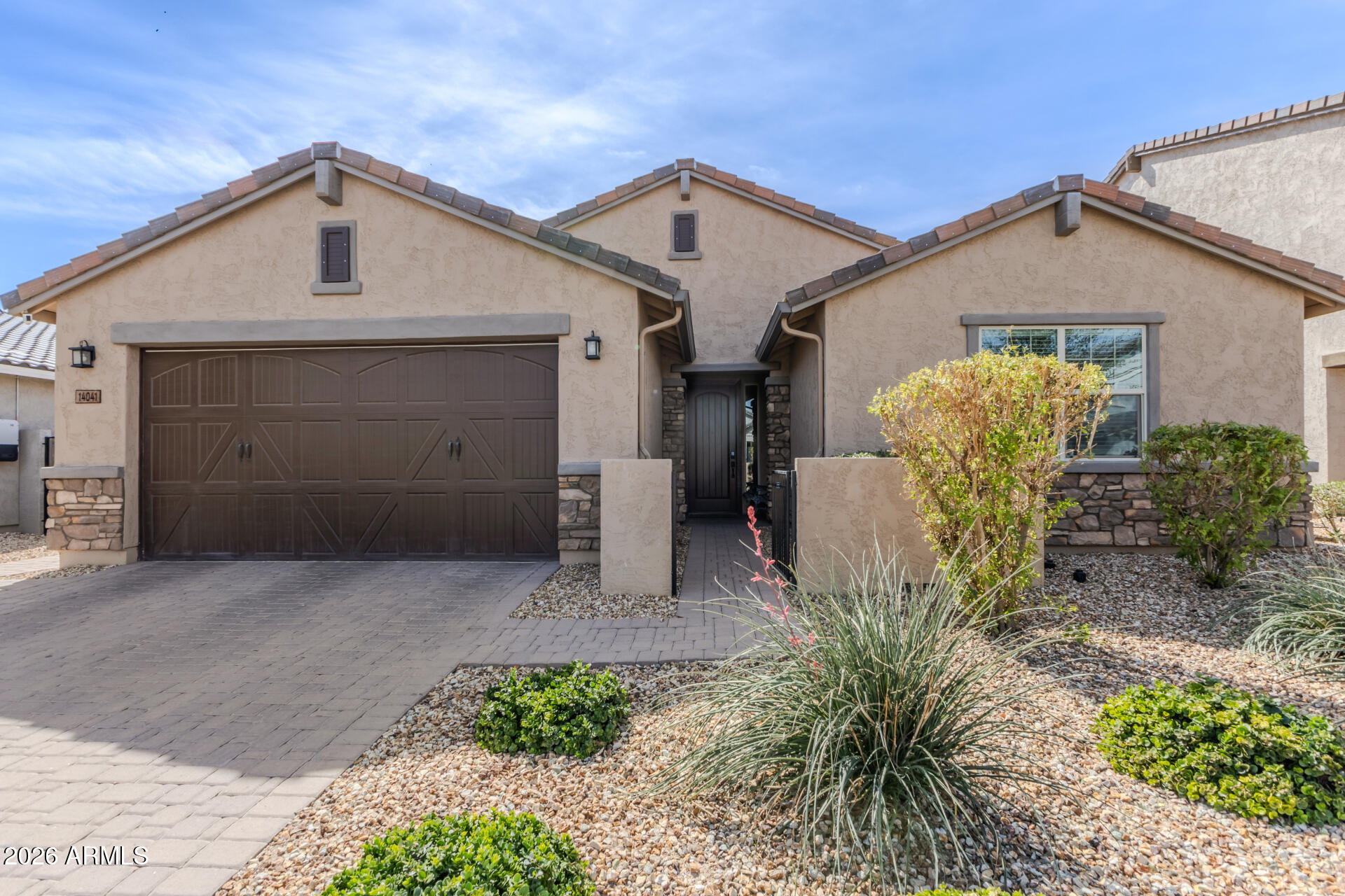 14041 West Monte Vista Road Goodyear, AZ 85395 - Photo 7 of 38