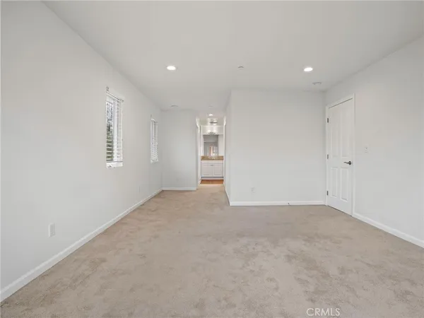 $4,600 | 15940 Ward Court, Van Nuys, CA 91406