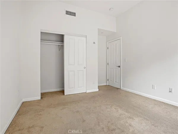 $4,600 | 15940 Ward Court, Van Nuys, CA 91406