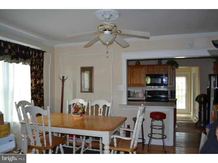 2911 Burden Road Brookhaven, PA 19015 - Photo 15 of 15 Dining Room
