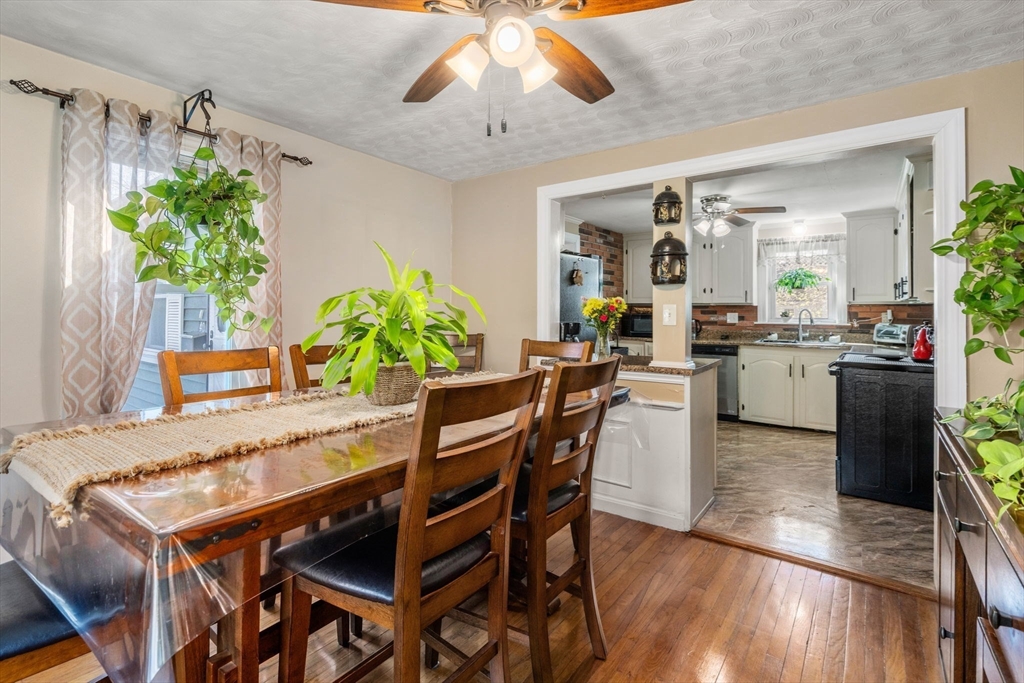 40 Manor Road Shrewsbury, MA 01545 - Photo 10 of 29