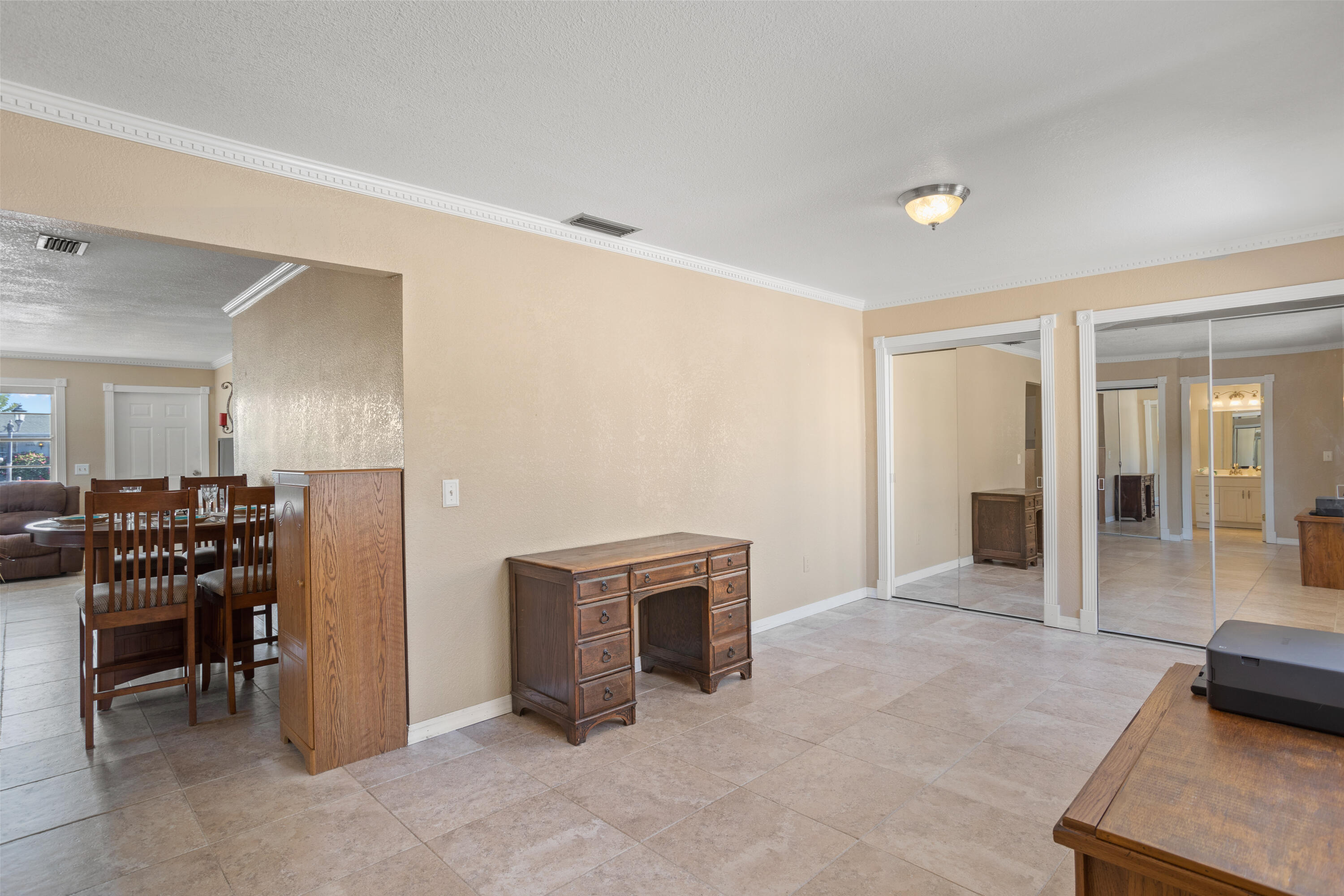 5655 Papaya Road West Palm Beach, FL 33413 - Photo 11 of 24 92 Florida Room