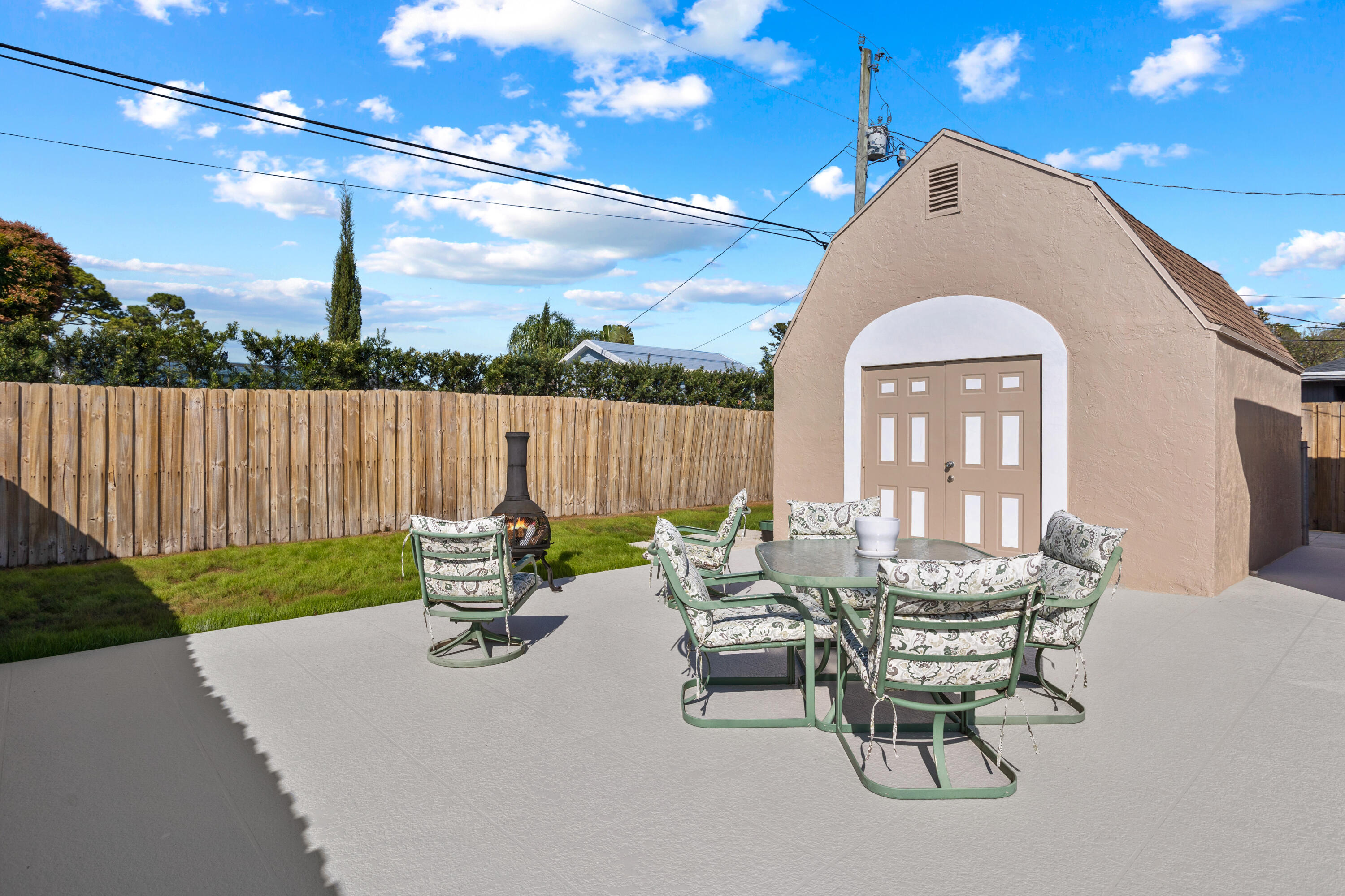 5655 Papaya Road West Palm Beach, FL 33413 - Photo 22 of 24 994 Workshop could convert to art studio