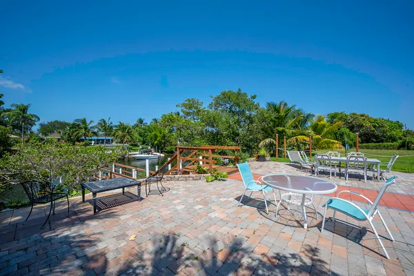 $2,495 | 801 Hummingbird Way, Unit 105, North Palm Beach, FL 33408