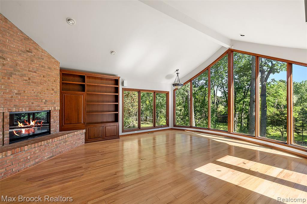 674 Rudgate Road Bloomfield Hills, MI 48304 - Photo 9 of 28