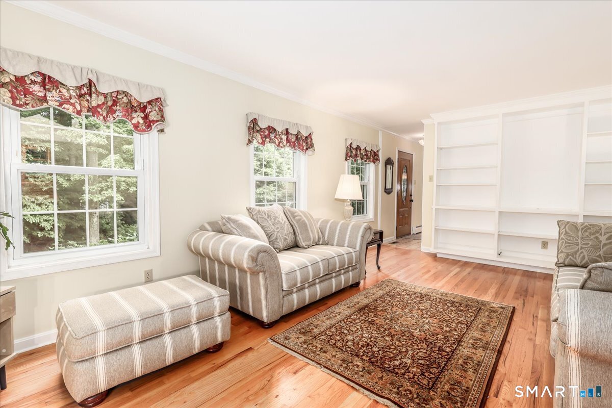 32 Country Way Bethel, CT 06801 - Photo 7 of 40