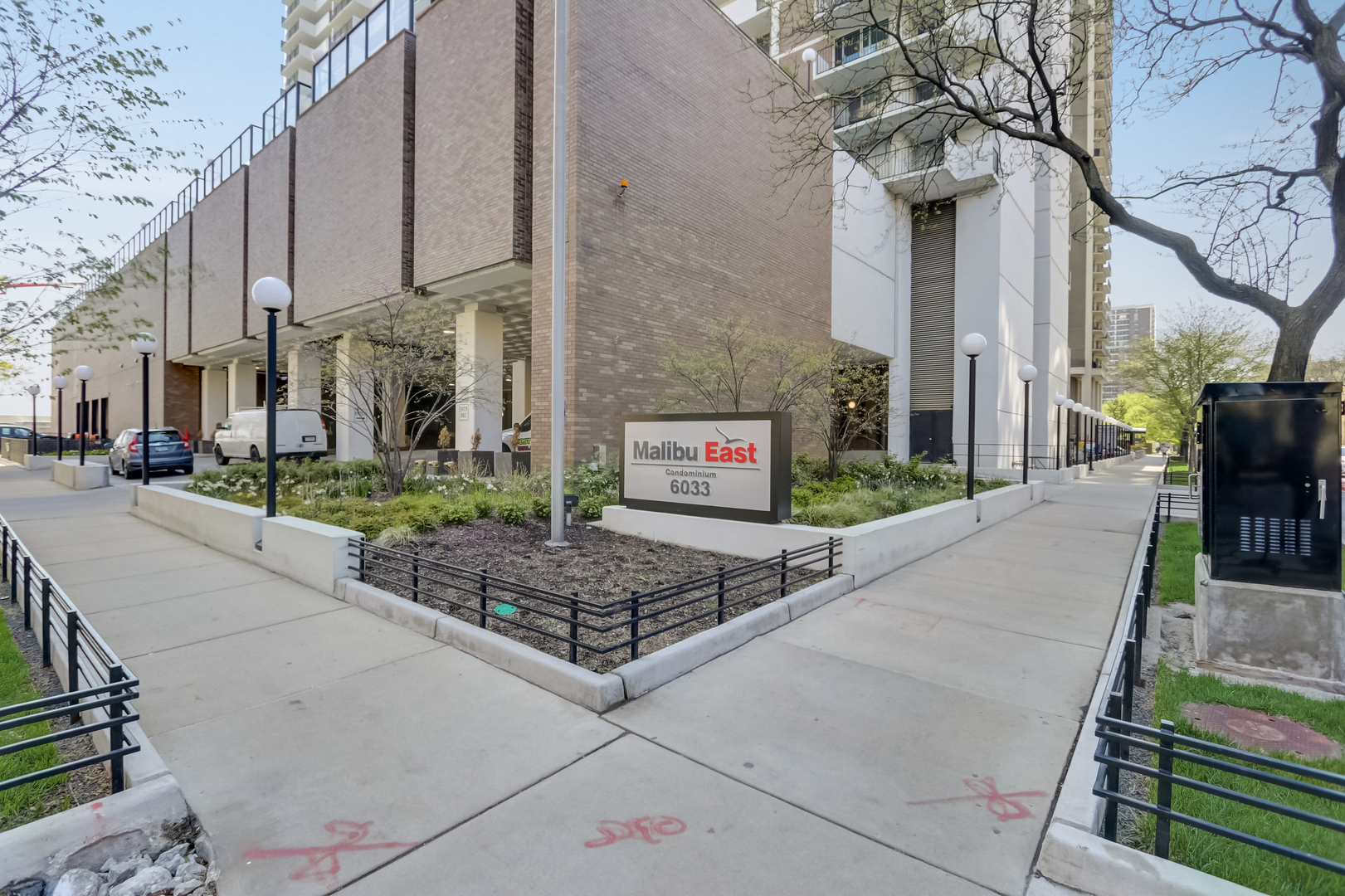 6033 North Sheridan Road, Unit 21H Chicago, IL 60660 - Photo 2 of 46