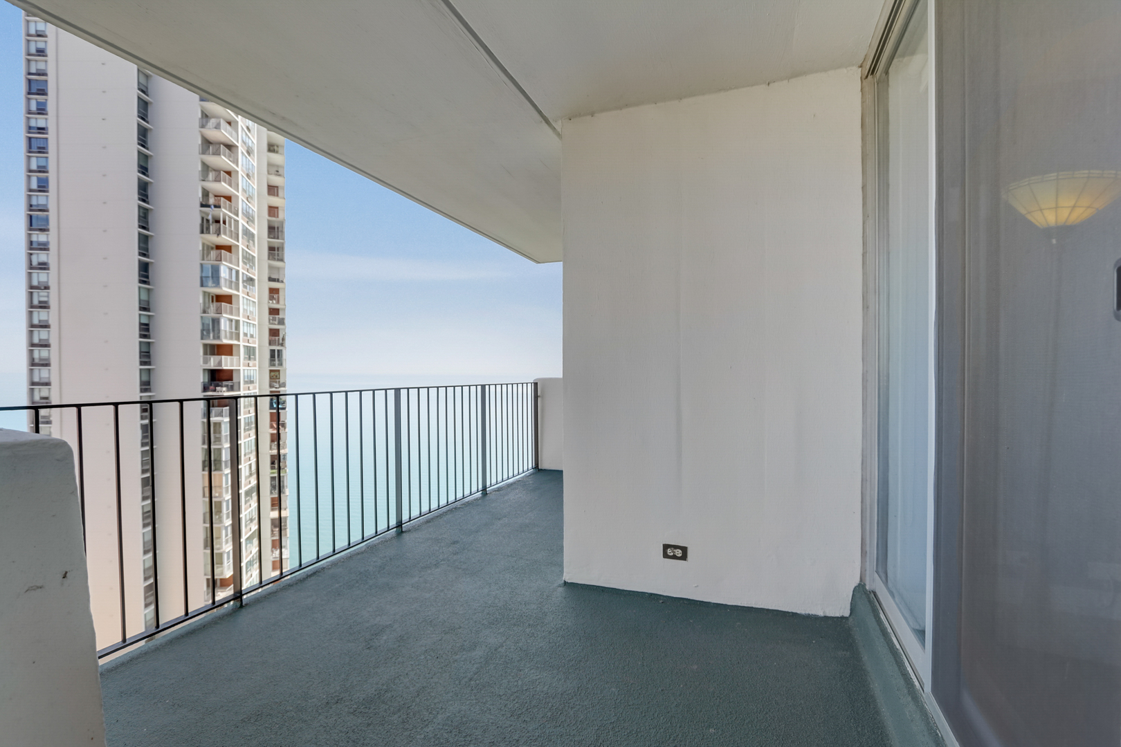 6033 North Sheridan Road, Unit 21H Chicago, IL 60660 - Photo 24 of 46