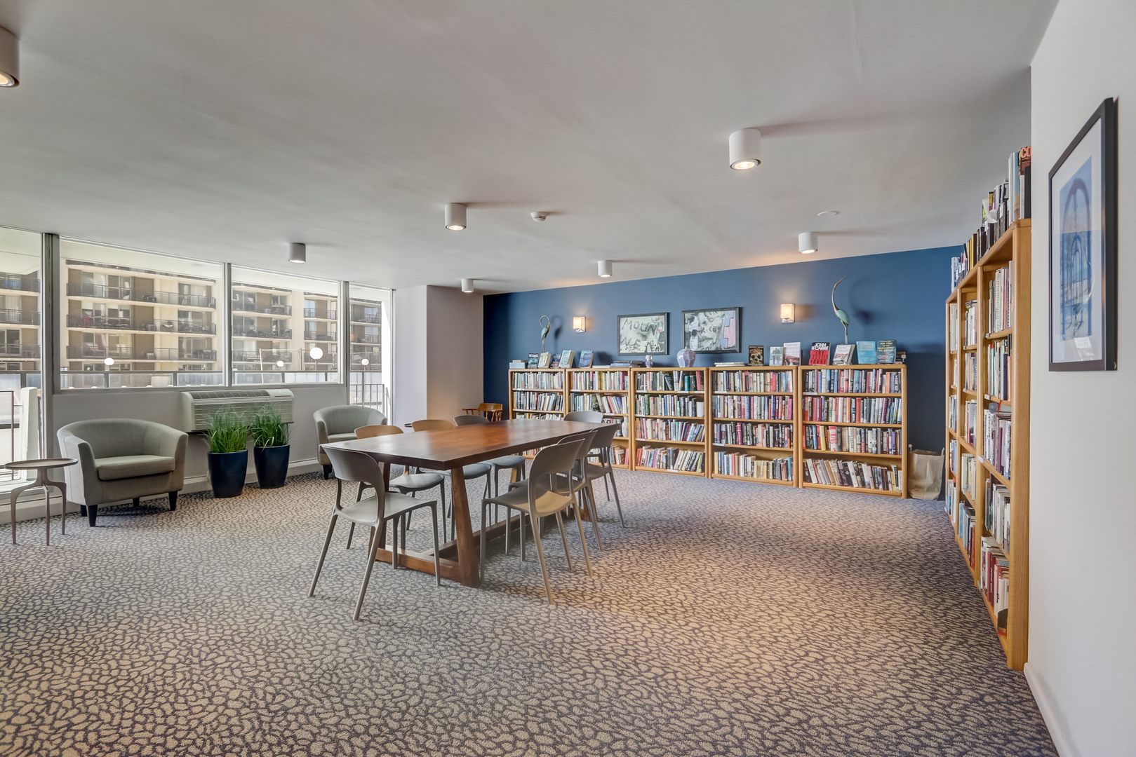 6033 North Sheridan Road, Unit 21H Chicago, IL 60660 - Photo 27 of 46