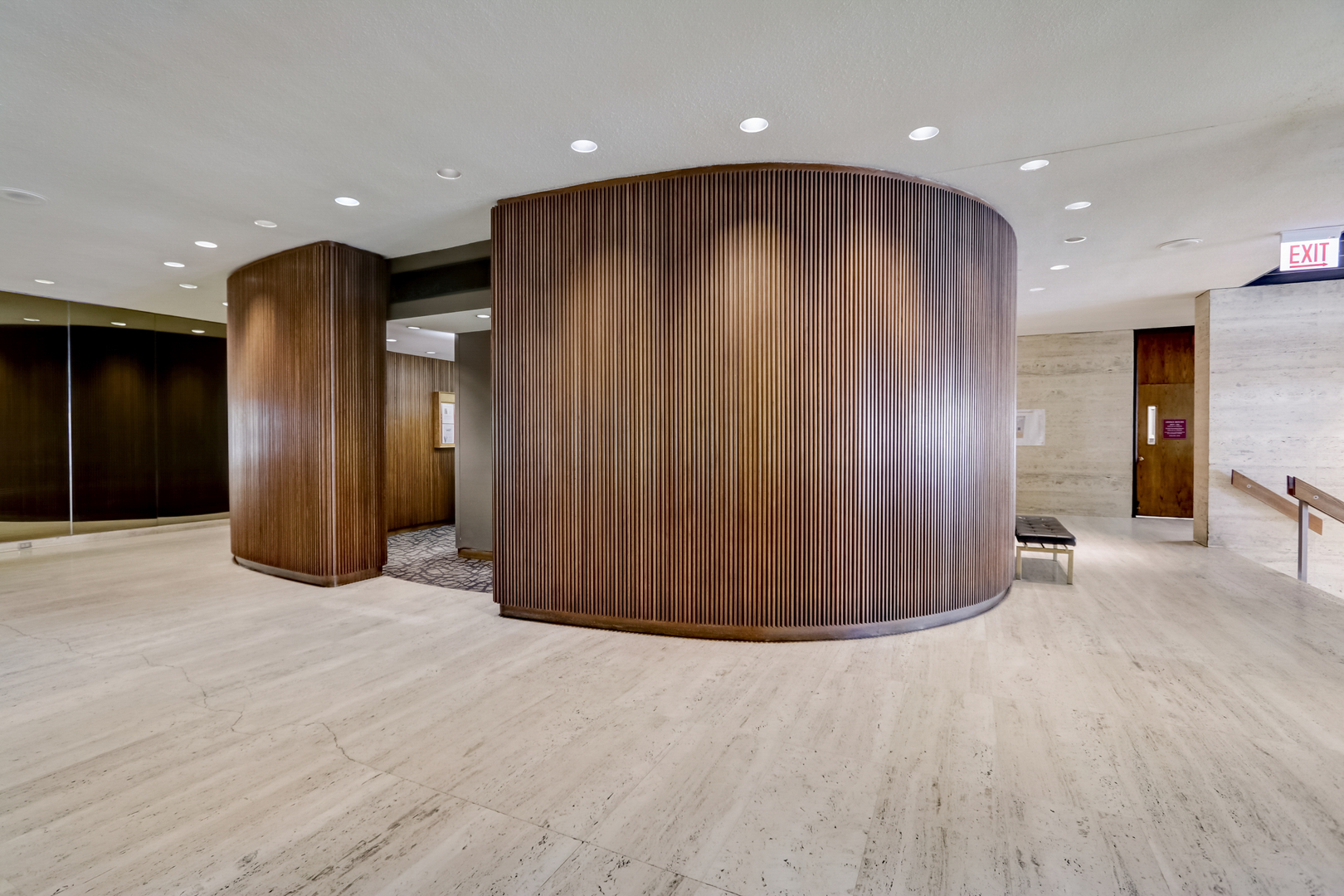 6033 North Sheridan Road, Unit 21H Chicago, IL 60660 - Photo 36 of 46