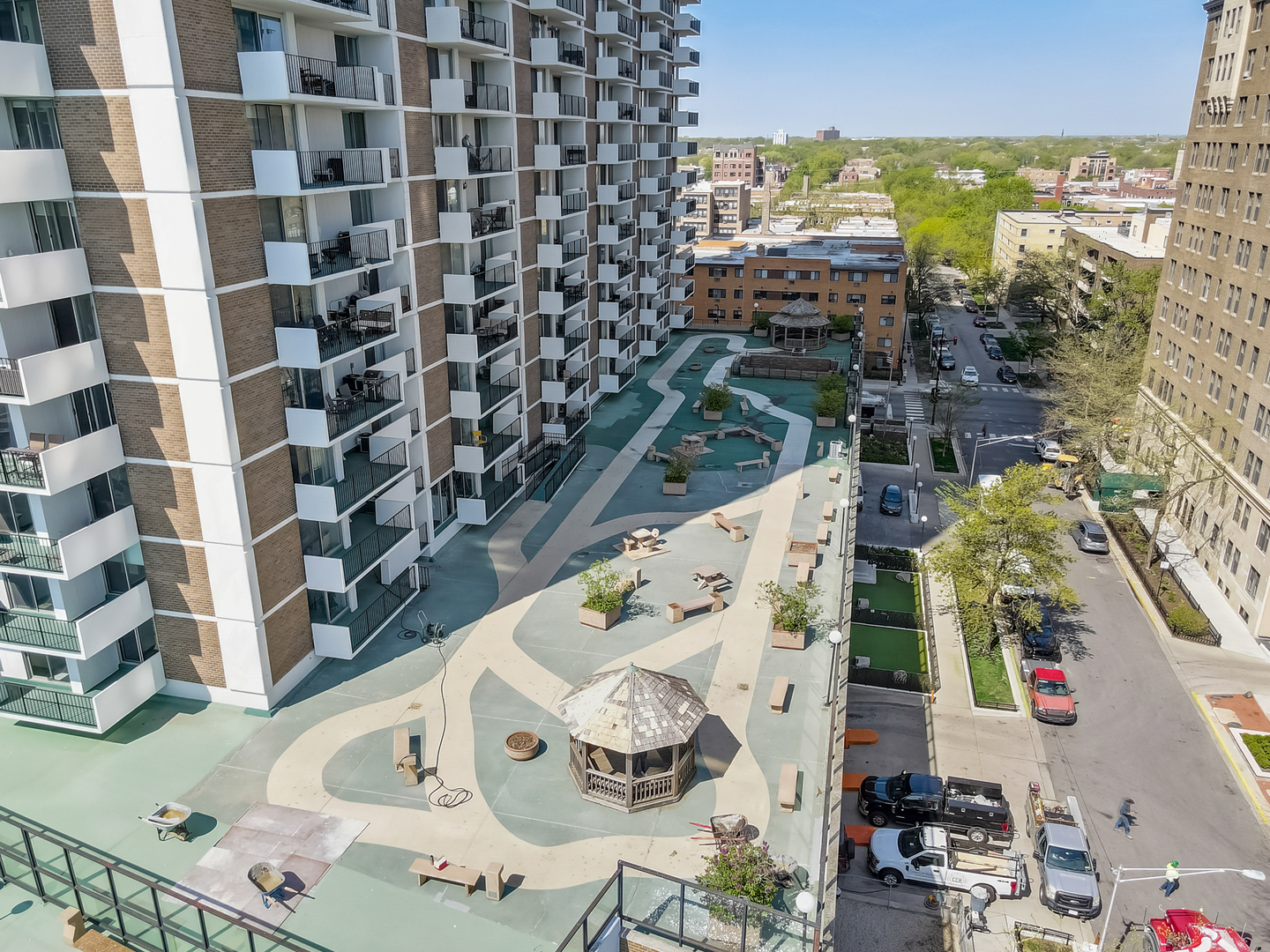 6033 North Sheridan Road, Unit 21H Chicago, IL 60660 - Photo 44 of 46