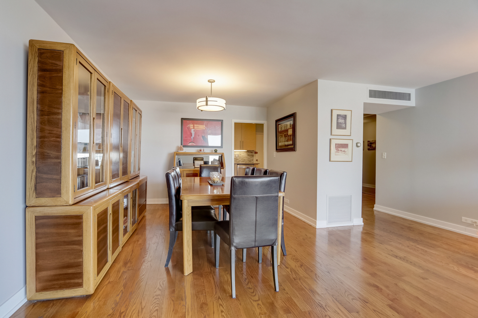 6033 North Sheridan Road, Unit 21H Chicago, IL 60660 - Photo 7 of 46