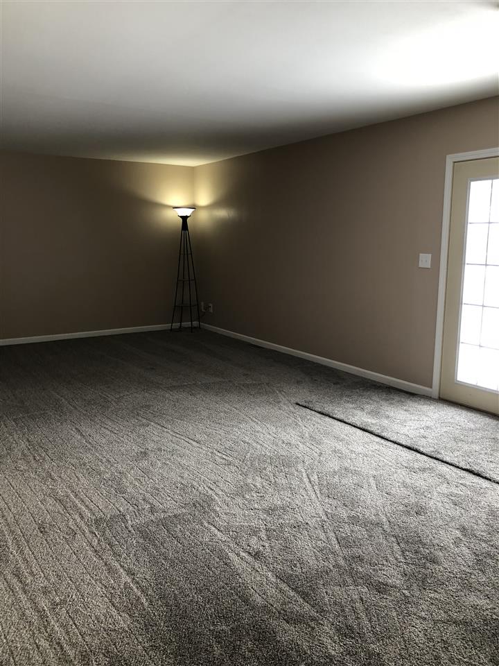 228 North 16th Street Decatur, IN 46733 - Photo 3 of 22
