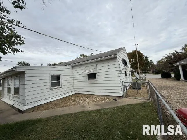$135,000 | 1726 West Granview Drive, Quincy, IL 62301