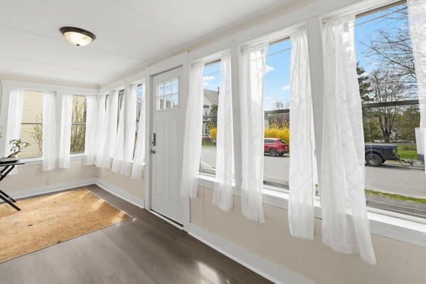106 Haskell Street Westbrook, ME 04092 - Photo 4 of 39 002_4fEZ (1)
