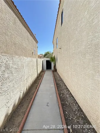$2,395 | 2059 Club Crest Way, Henderson, NV 89014