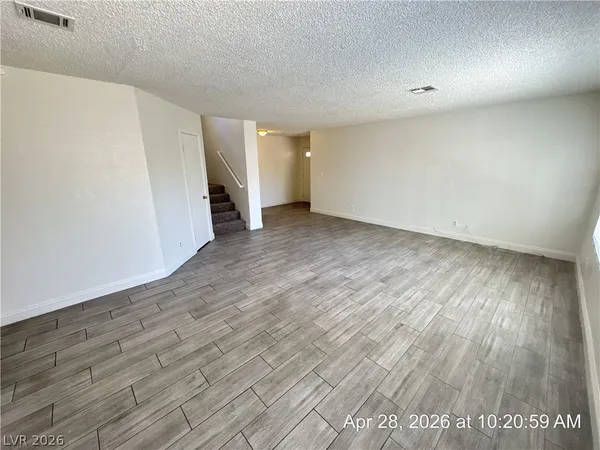 $2,395 | 2059 Club Crest Way, Henderson, NV 89014