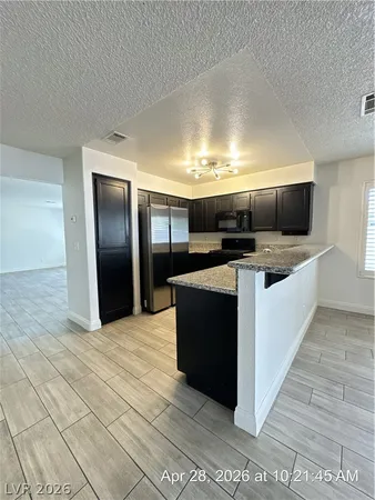 $2,395 | 2059 Club Crest Way, Henderson, NV 89014
