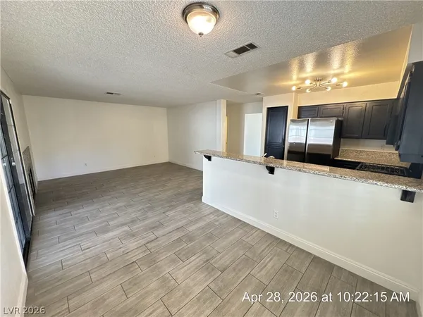 $2,395 | 2059 Club Crest Way, Henderson, NV 89014